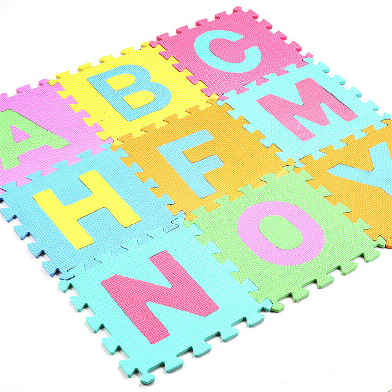 English Alphabet Pattern Baby Crawling Mat