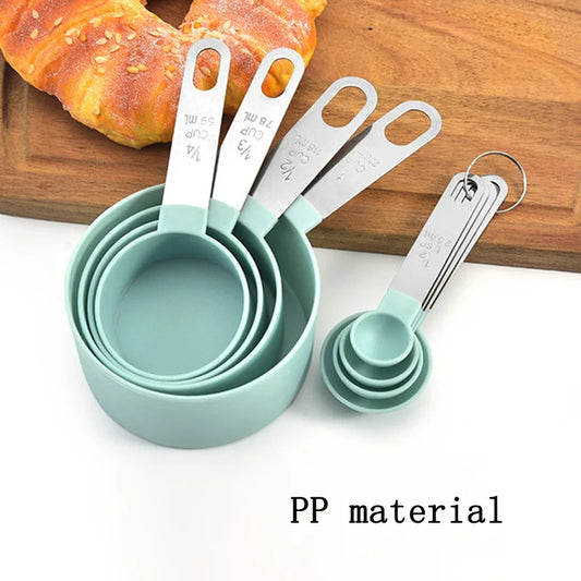 Stainless steel measuring spoon set