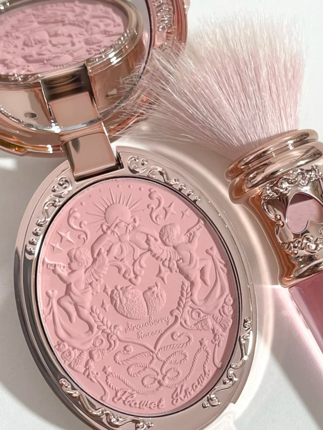 Strawberry Rococo Blusher Embossed Blush Face Makeup