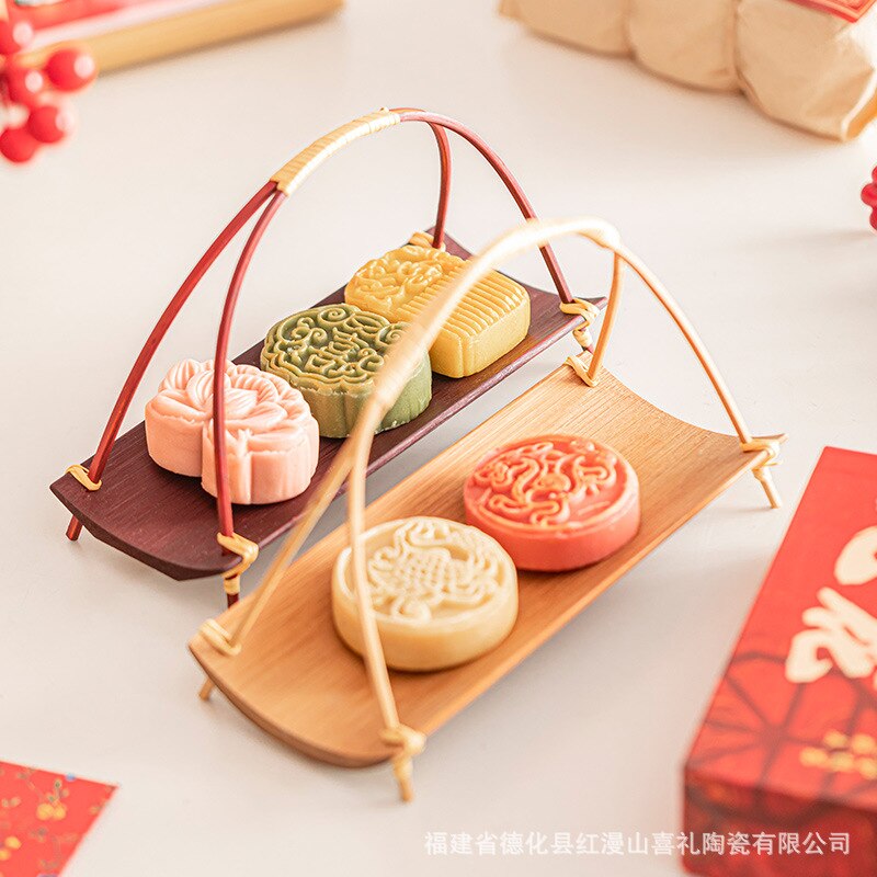 Creative bamboo woven portable fruit plate